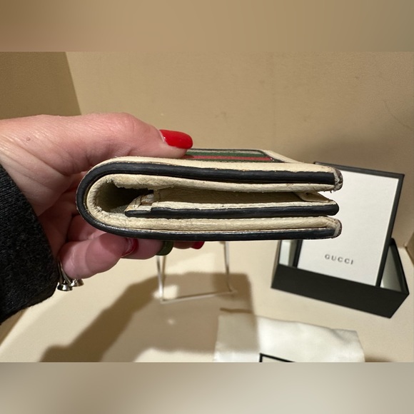 Gucci Cream Queen Margaret GG Coated Leather Compact Wallet W/Box and Dustbag - Picture 5 of 13